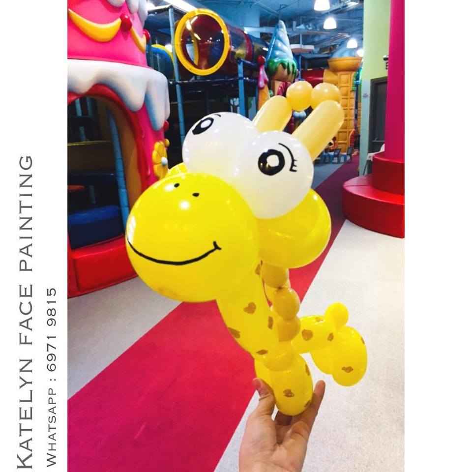 BALLOON TWISTING